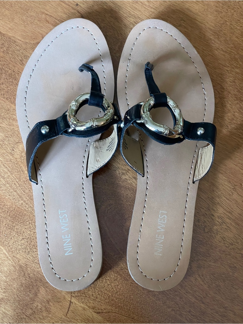 Nine West Black Leather Ring-Accent Thong Sandals